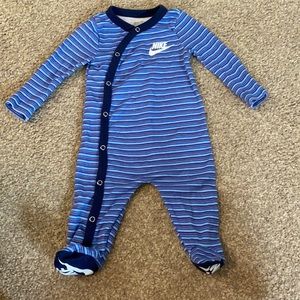 Nike Footed Baby Sleeper size 3M